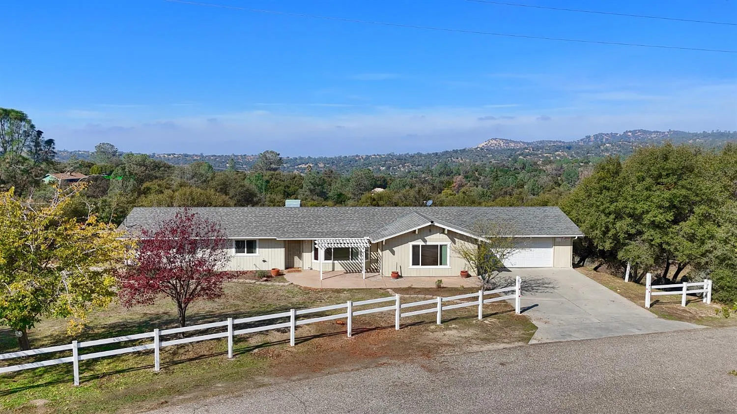 31678 Buck Run Ln photo 1