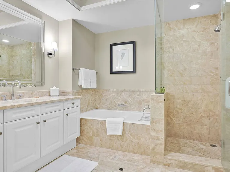 1435 Brickell Ave #3210 — Photo 15