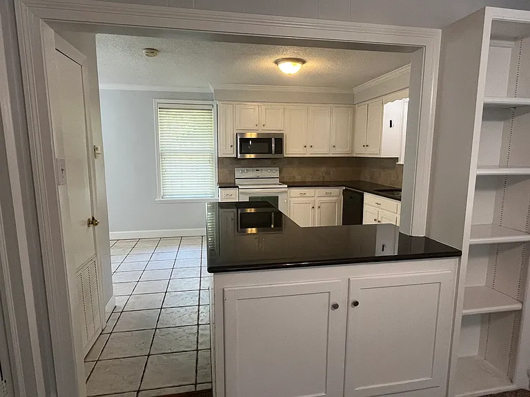 4458 Tupello St — Photo 3