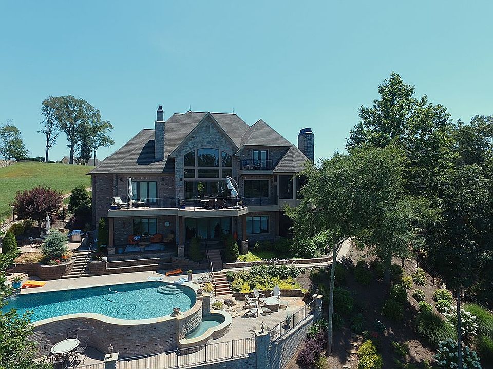 1st image of 2536 Marina Way