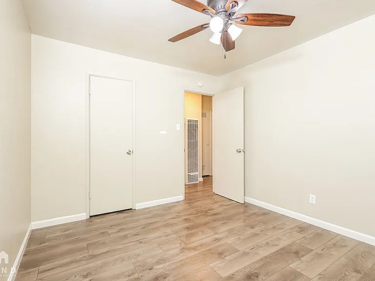 466 Capitol Hill Ave #1 — Photo 13