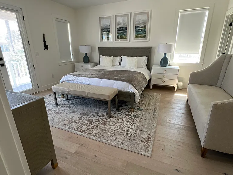 Master bedrooom