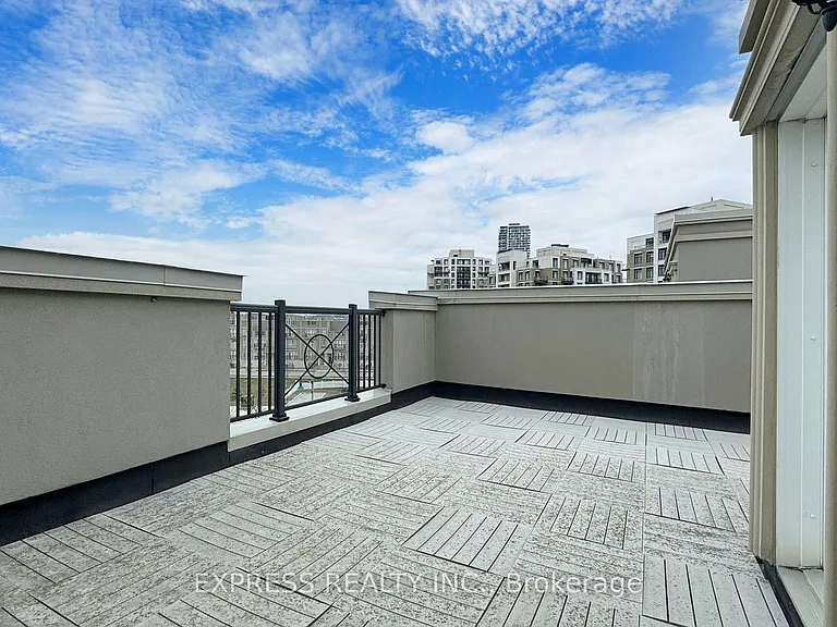 7 Mackenzies Stand Ave — Photo 46