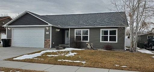 1st image of 1218 Crystal Lake Ln