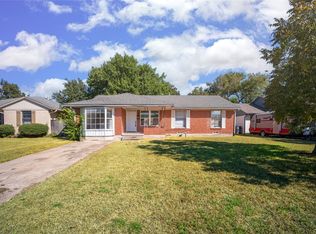 2823 San Marcus Ave, Dallas, TX 75228