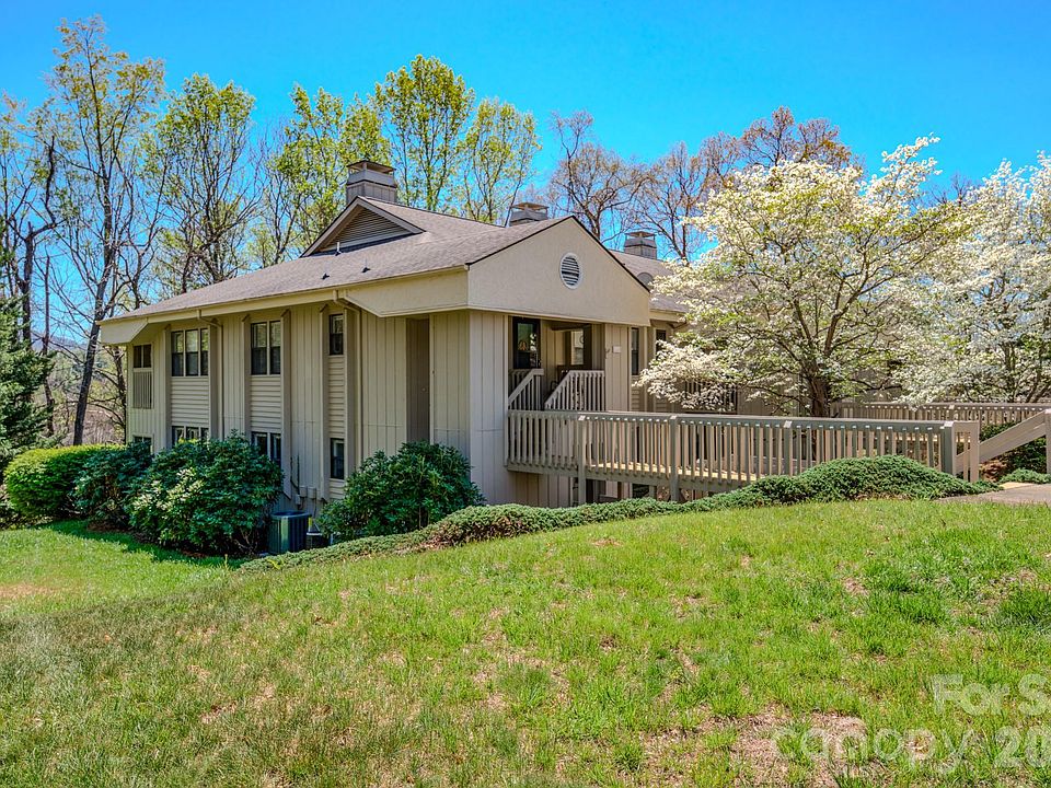 1st image of 901 Abbey Cir