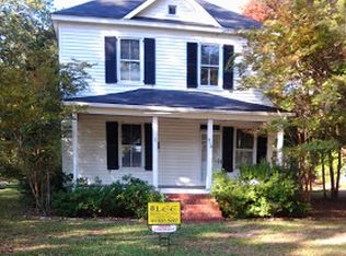 515 3rd St, Cheraw, SC 29520