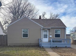 852 Merrill St, Salina, KS 67401