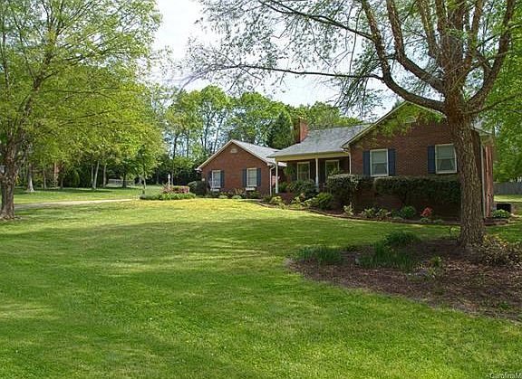 2nd image of 2174 Wt Carpenter Dr