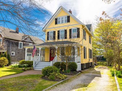 74 S Carll Avenue, Babylon, NY, 11702