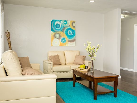 5th image of 5211 Castana St