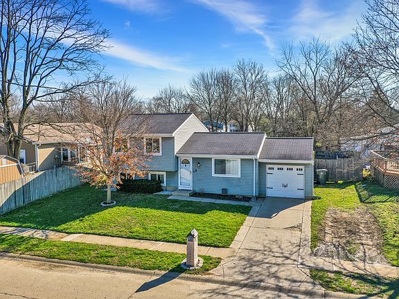 3rd image of 5105 Bahia Dr