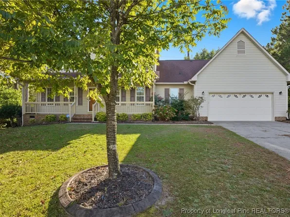 181 Richmond Park Dr, Cameron, NC 28326