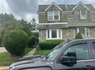 826 Fanshawe St, Philadelphia, PA 19111