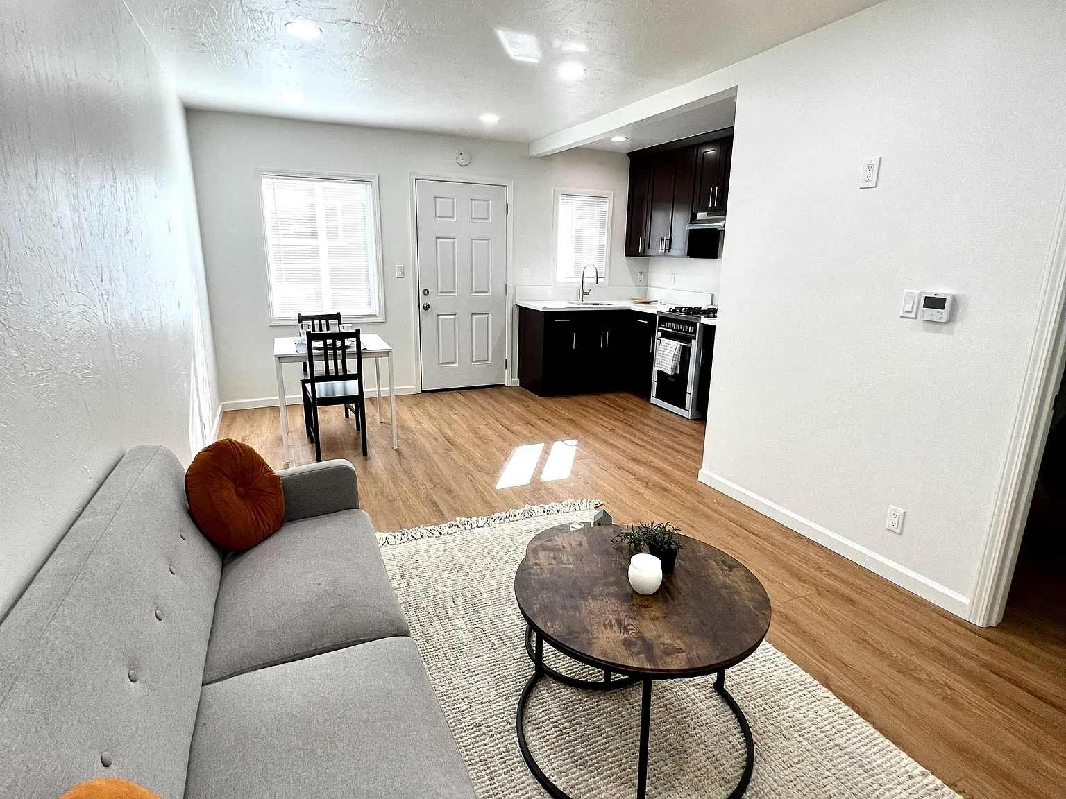 CA-1780 Gaviota Avenue - 8 — Photo 1