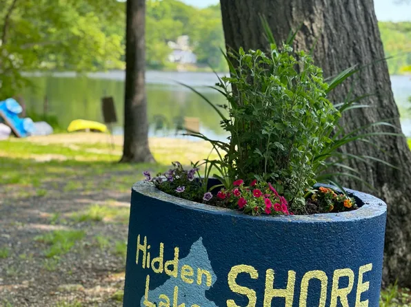 132 Shore Drive, Haddam, CT 06441