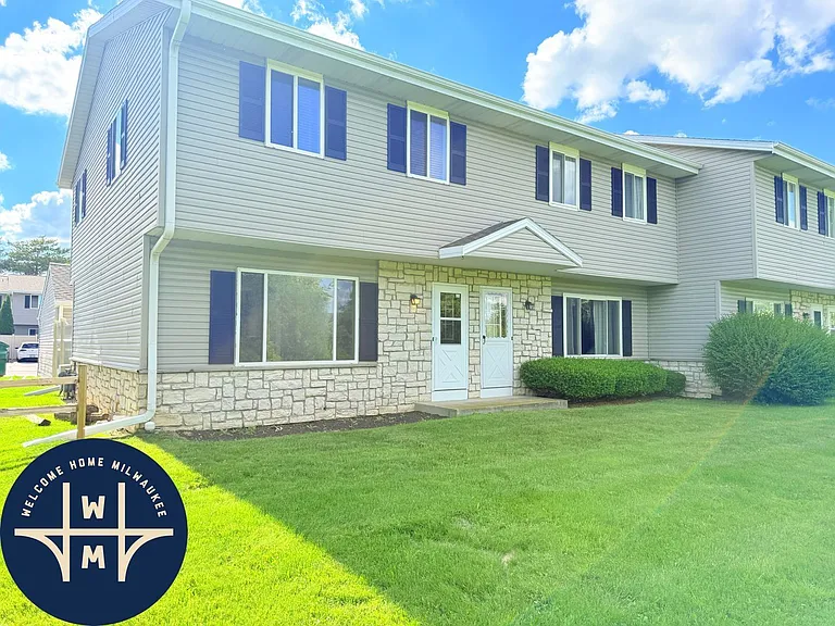 W163N11528 Windsor Ct #A — Photo 1