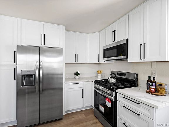 3rd image of 7365 Gribble St
