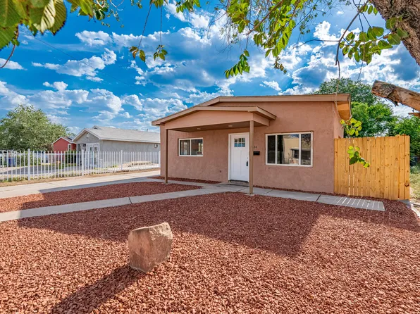 424 Tennessee St SE, Albuquerque, NM 87108