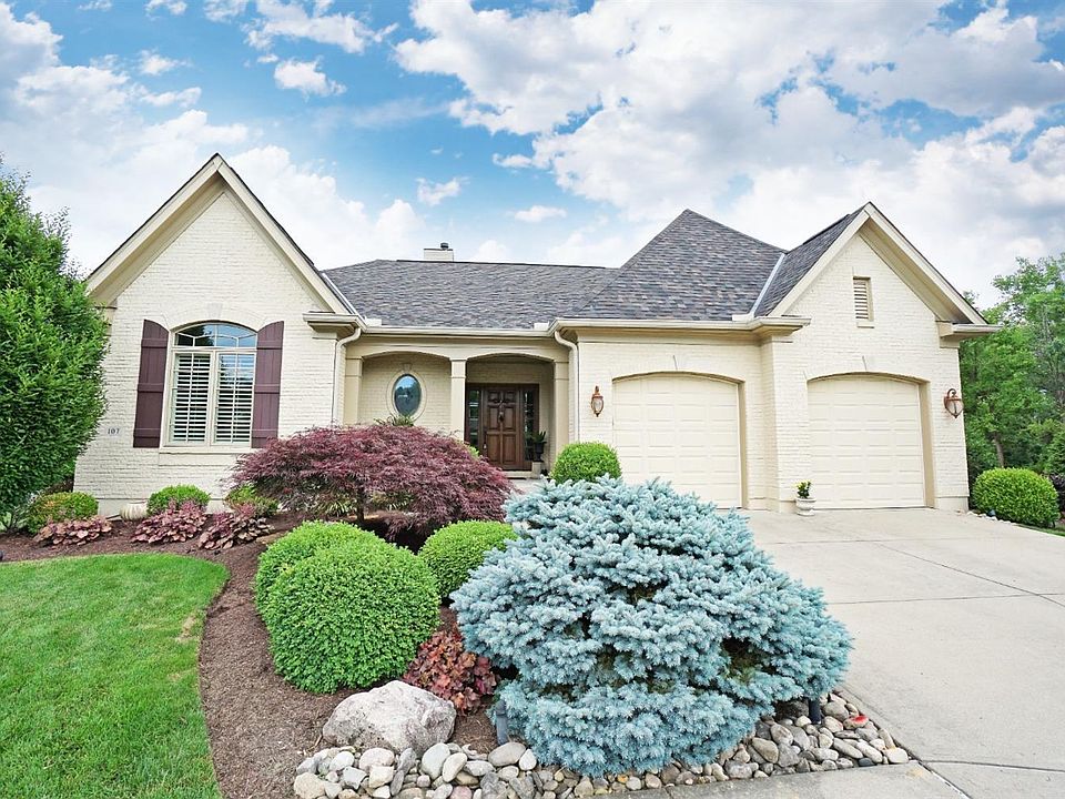 1st image of 107 Carruthers Pond Dr