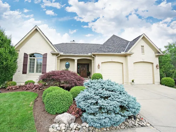 107 Carruthers Pond Dr, Cincinnati, OH 45246
