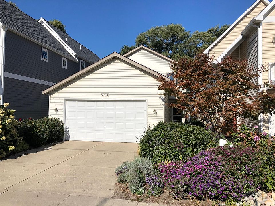1st image of 916 Lions Park Dr