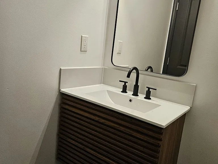 172 River St #401 — Photo 9