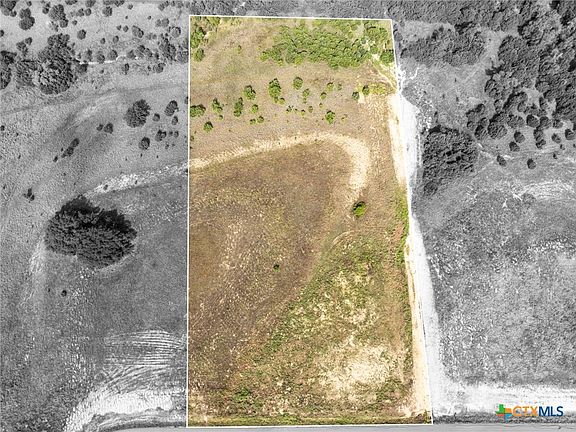 2nd image of 1157 Holden Loop