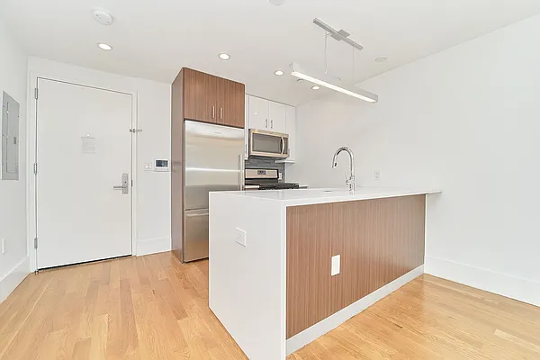 Rented by Living New York | media 26