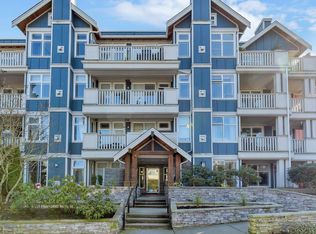 15392 16a Ave #304, Surrey, BC V4A 1S9