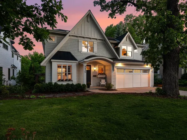 4535 W 56th St, Edina, MN 55424