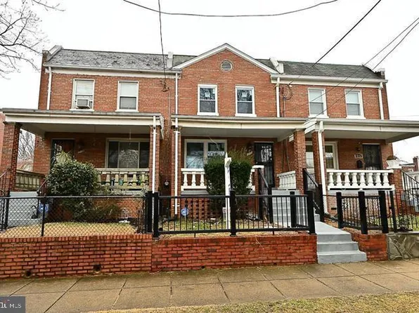 1225 Savannah Pl SE, Washington, DC 20032