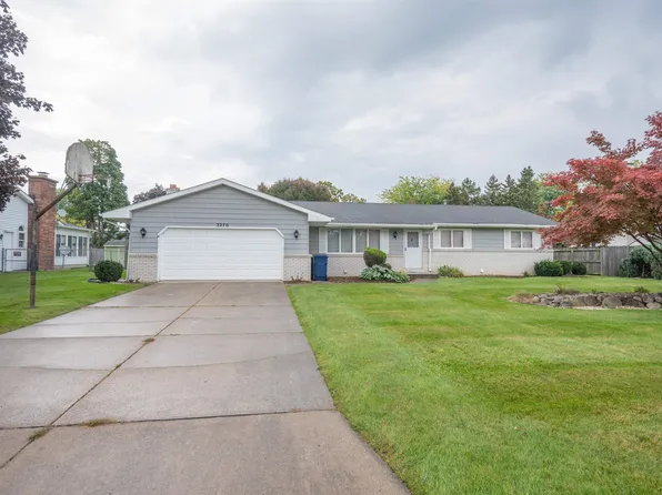 3270 Wintergreen Dr W, Saginaw, MI 48603