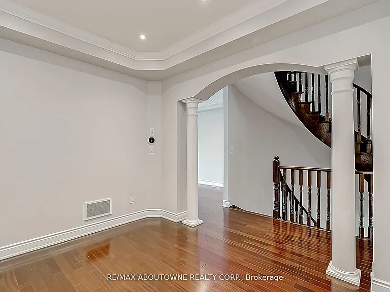 2415 Presquile Dr — Photo 8