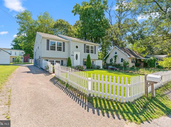 7905 Marydell Ave, Pasadena, MD 21122