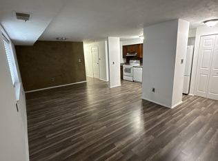 12405 Hickory Tree Way APT C, Germantown, MD 20874