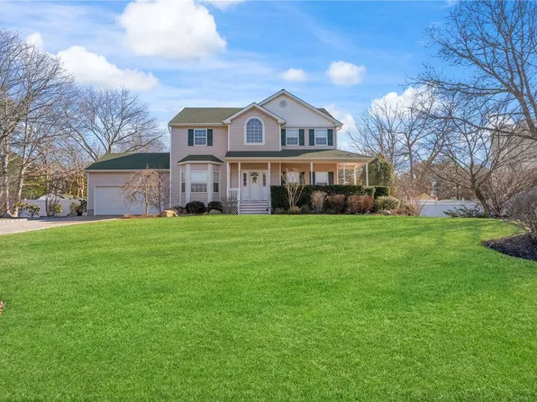 469 Harrison Avenue, Miller Place, NY 11764