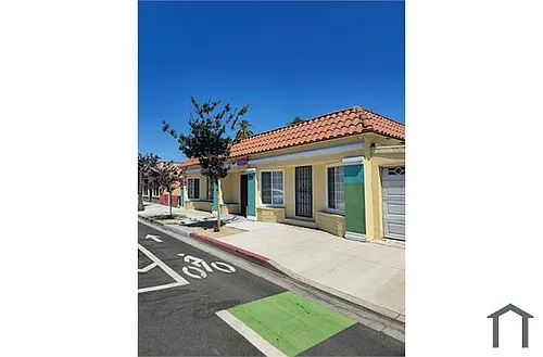 725 E Artesia Blvd #3 Photo 1