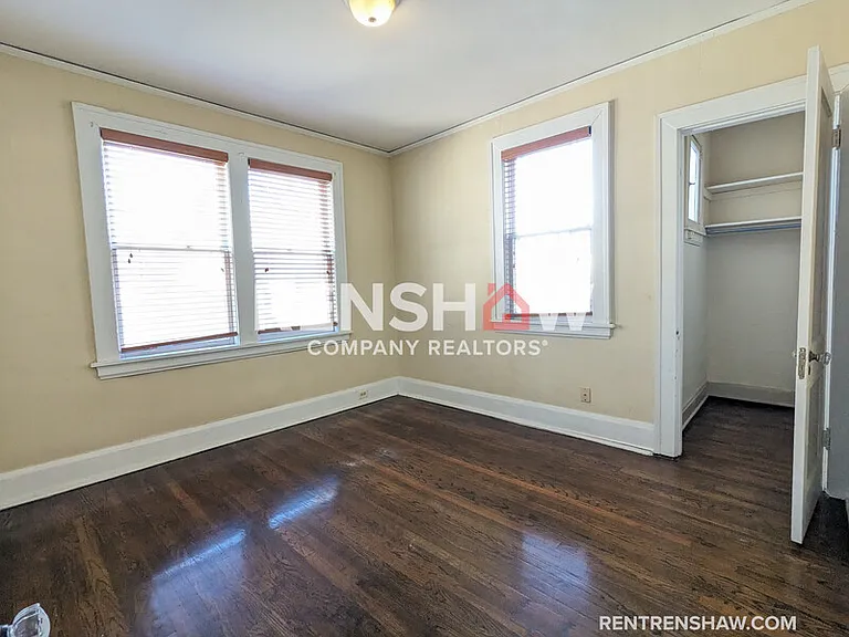 662 S McLean Blvd — Photo 10