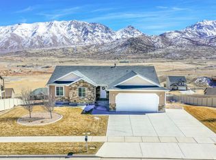 1341 E Cedar Pass Dr, Santaquin, UT 84655
