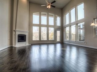 4041 Hawthorne Dr, Sachse, TX 75048