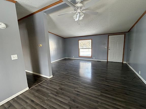 5th image of 161 Jacqualyn Dr