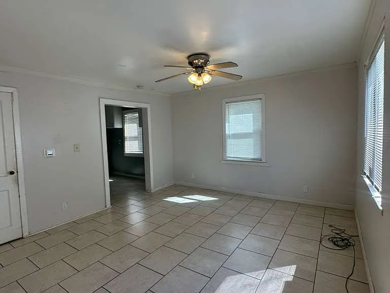 184 Pearl Harbor St #2 — Photo 7