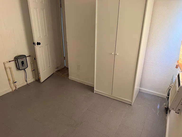 8556 Berkley Dr — Photo 3