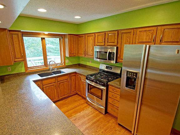 4th image of 14777 Village Woods Dr