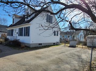 15 Jenness St, Rochester, NH 03867