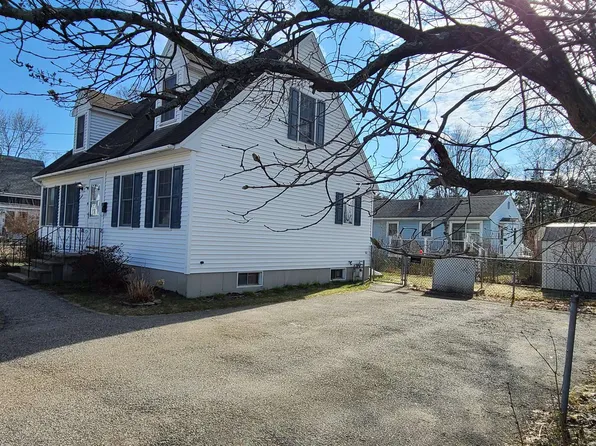 15 Jenness Street, Rochester, NH 03867