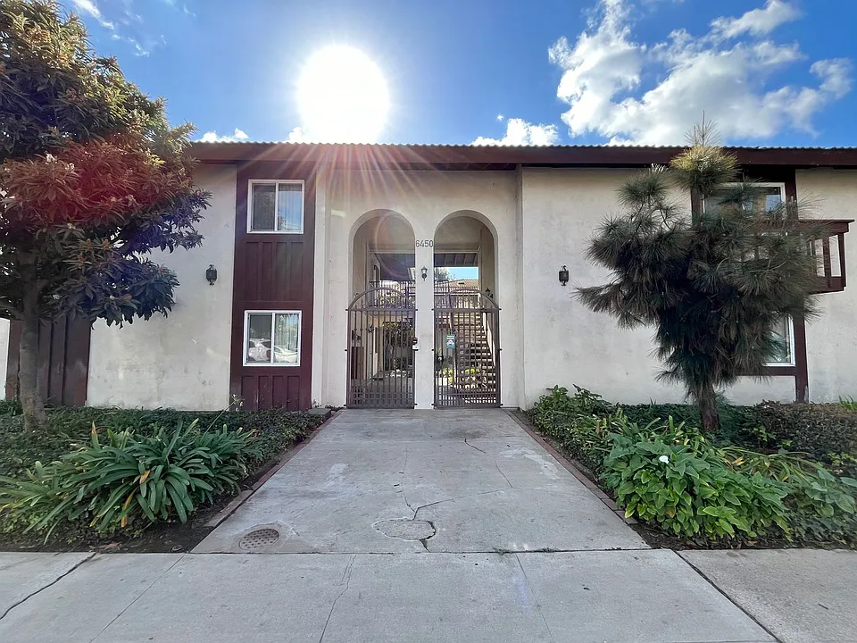 6450 Lincoln Ave