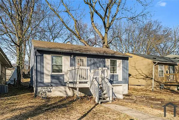 7412 Bellefontaine Ave — Photo 11