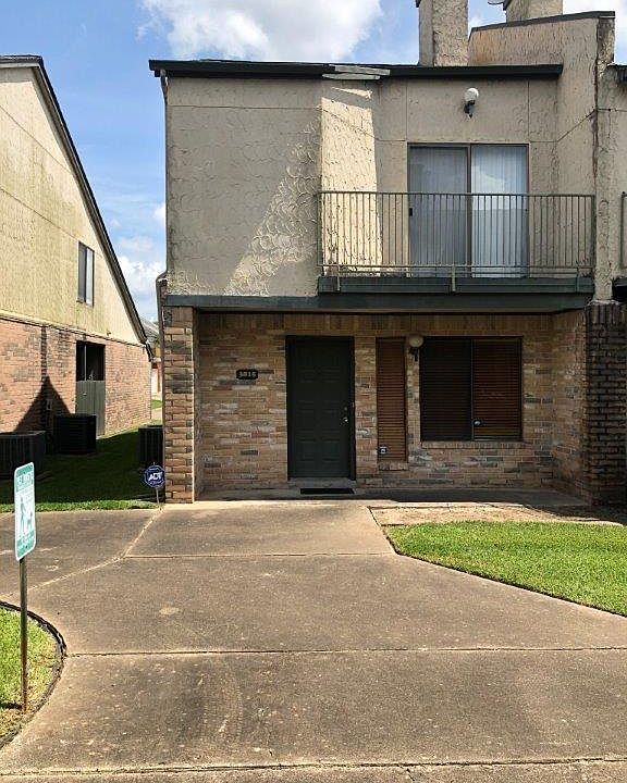 1st image of 3815 Dock View Ln #1